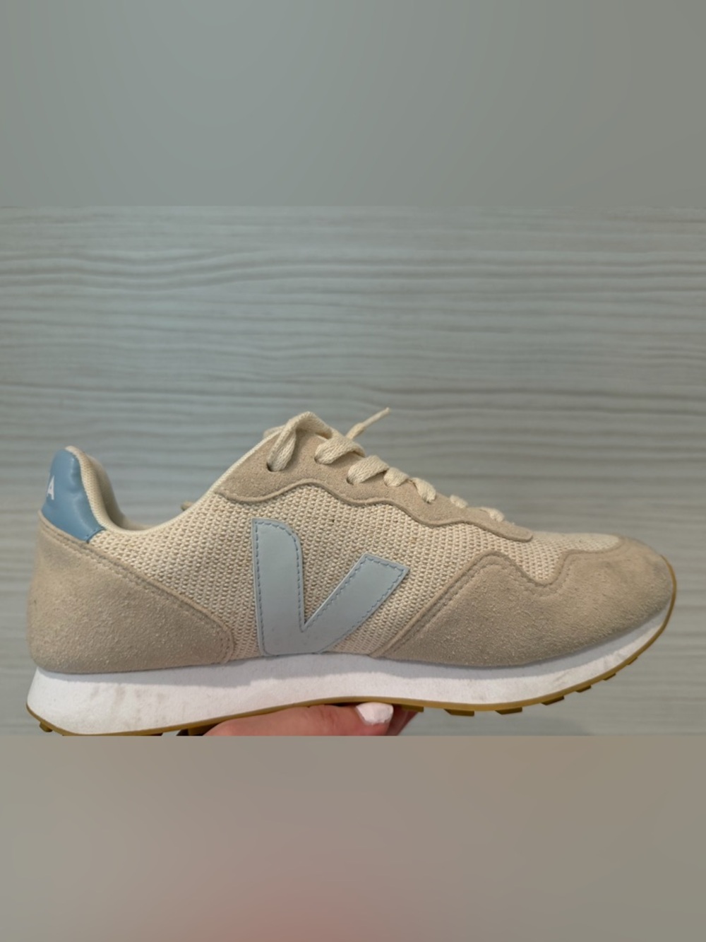 Women’s Veja daily Beige and Light Blue shoes